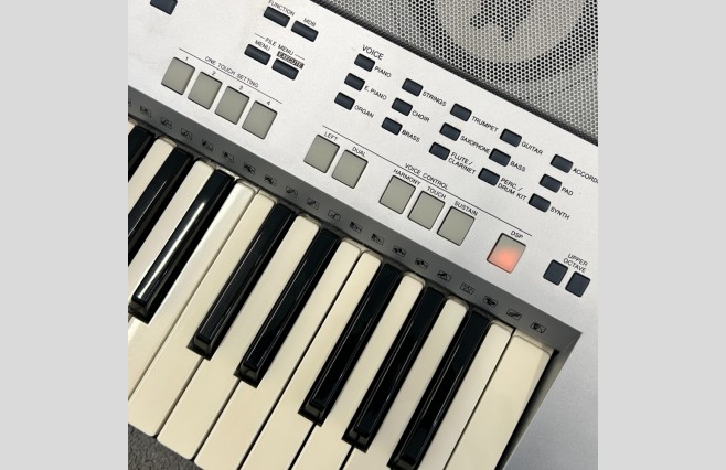 Yamaha PSR-S500 Keyboard, Used (SN:GBRBMX01562) - Image 8